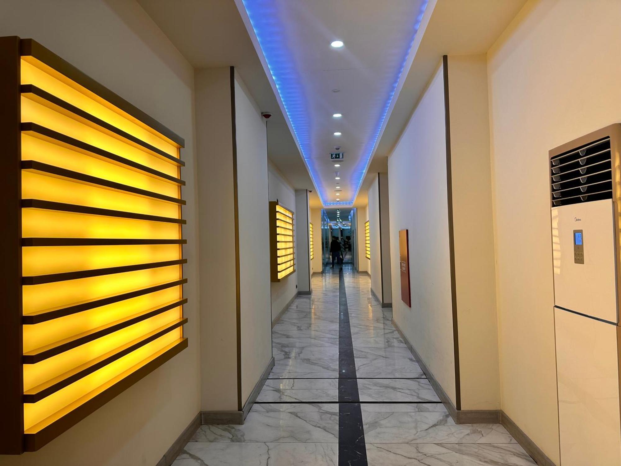 Batumi Orbi City Apart Hotel Bagian luar foto