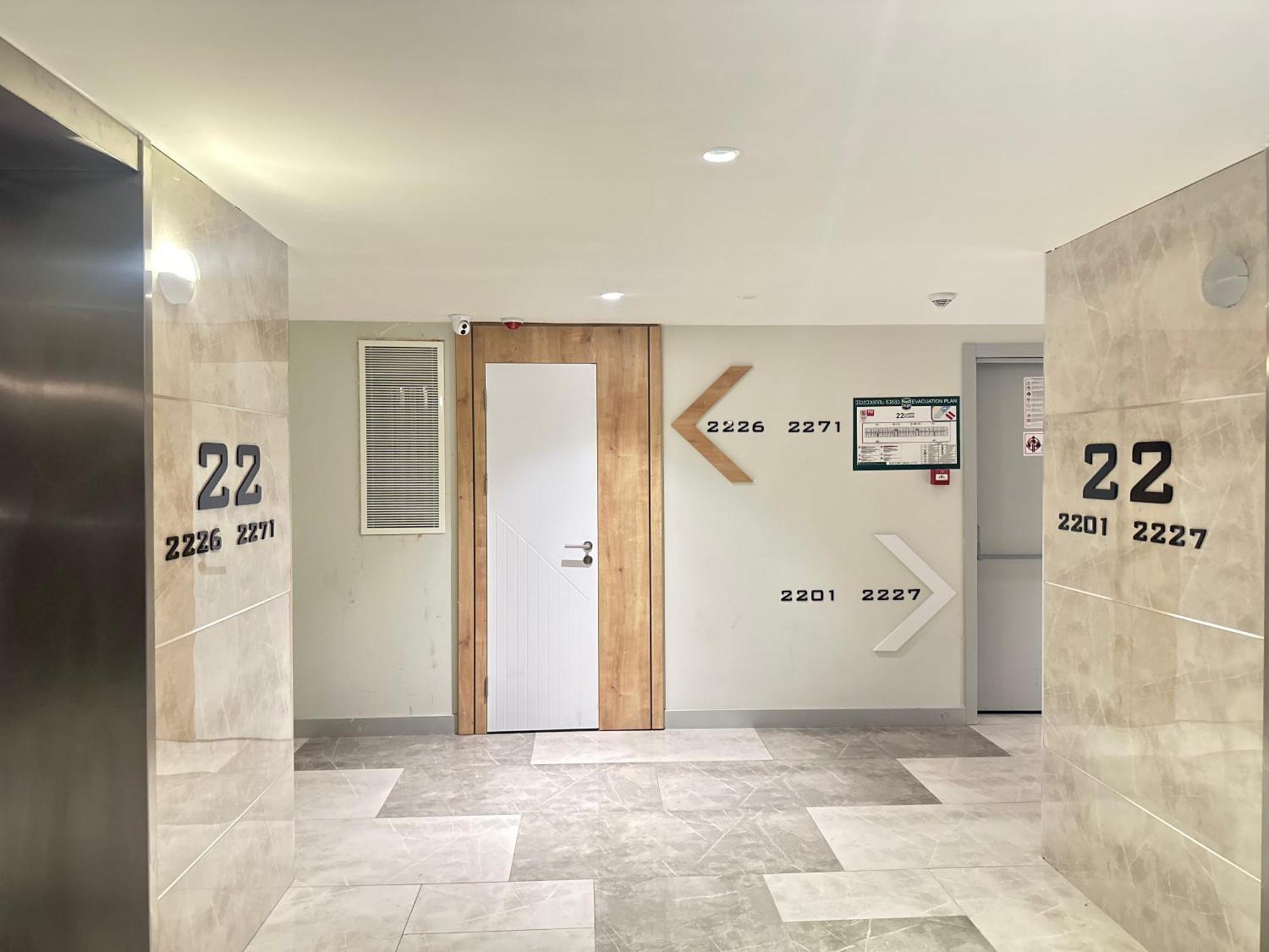 Batumi Orbi City Apart Hotel Bagian luar foto