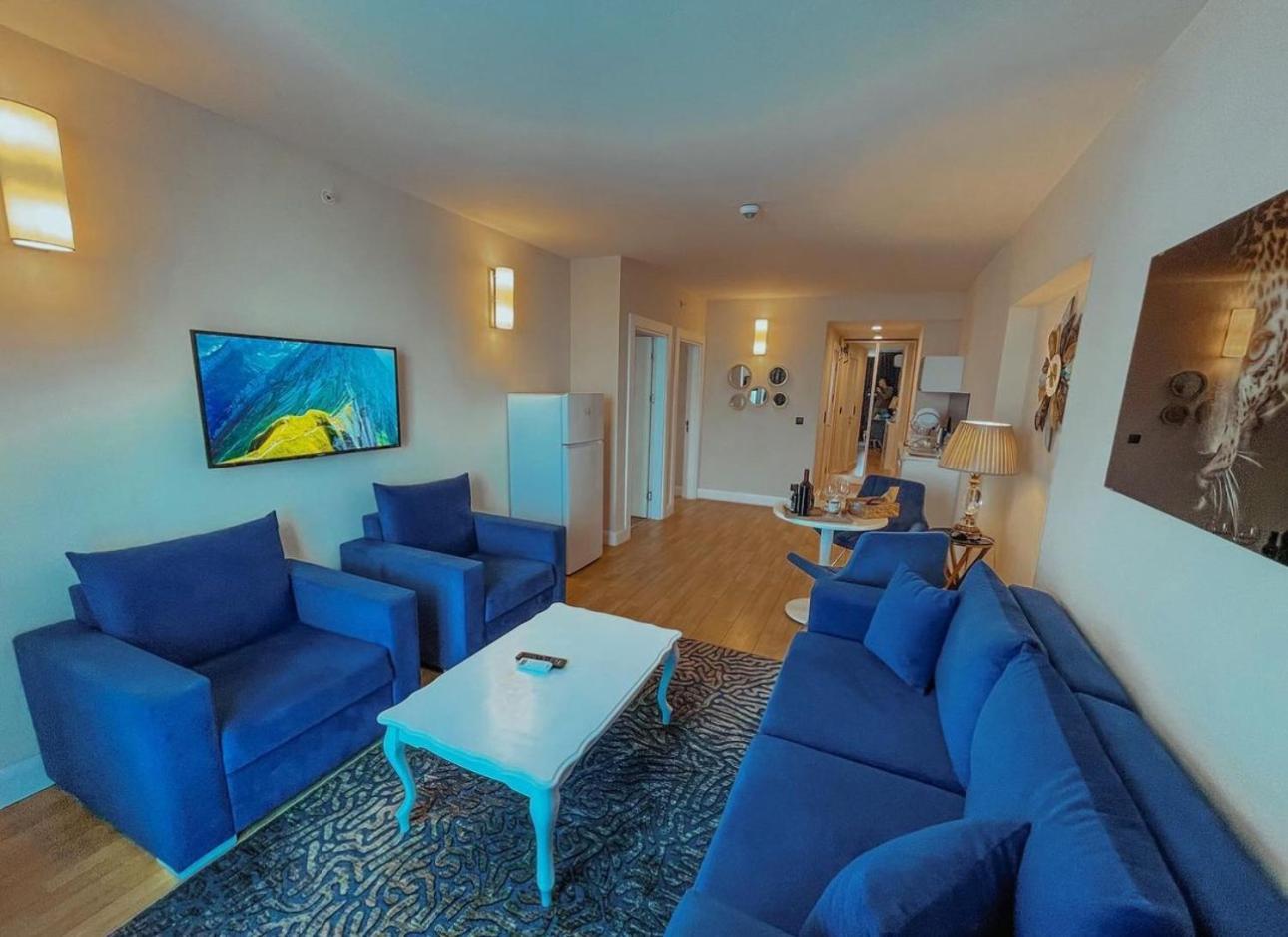 Batumi Orbi City Apart Hotel Bagian luar foto