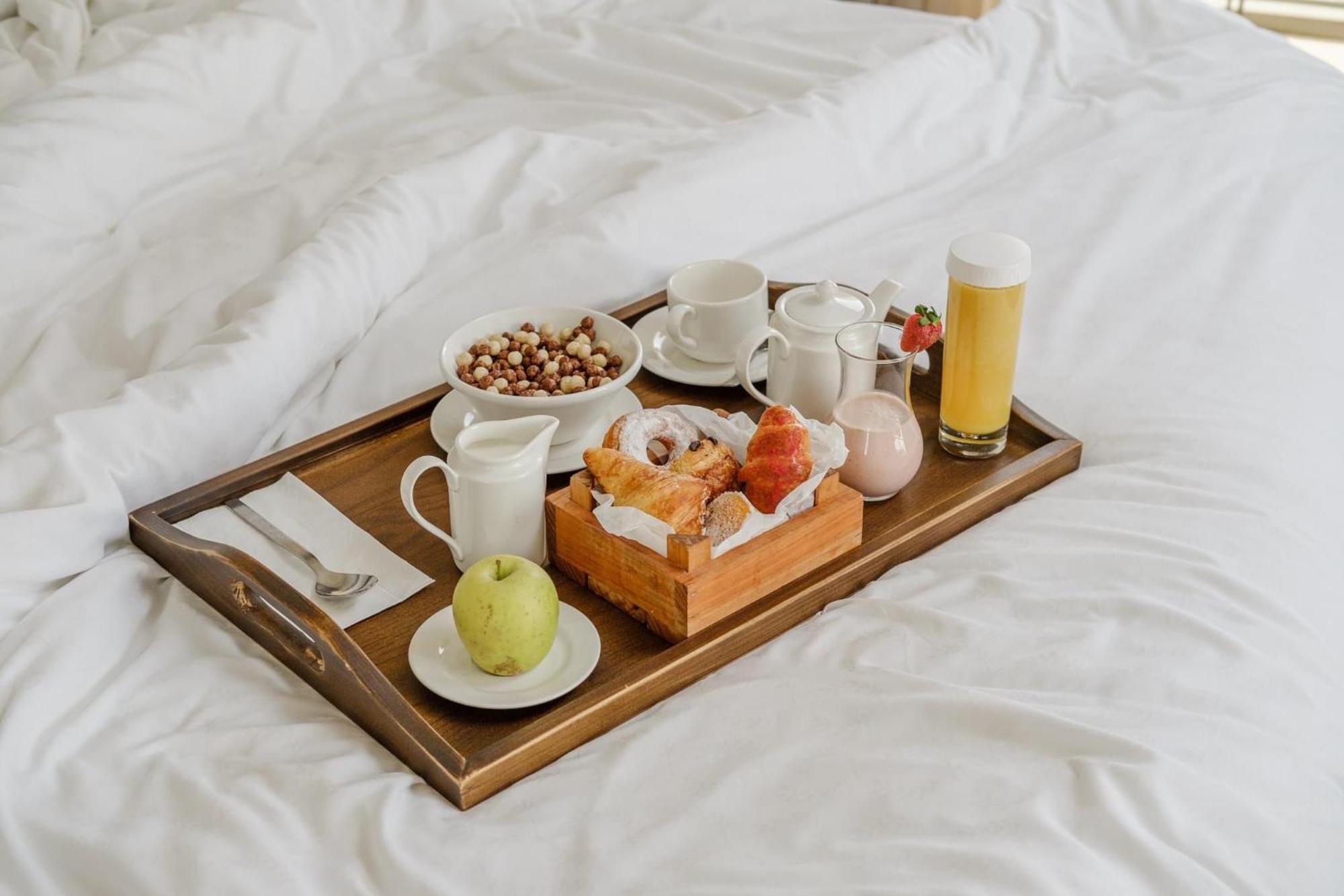 Batumi Orbi City Apart Hotel Bagian luar foto